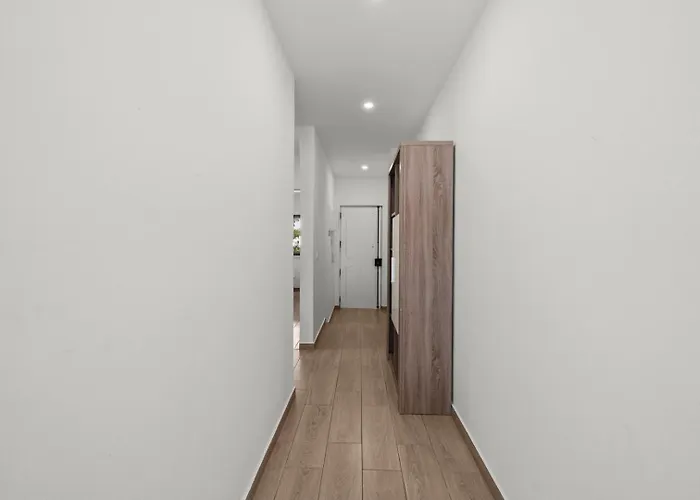 Lägenhet Sea View & Shared Pool In By Hostwise *